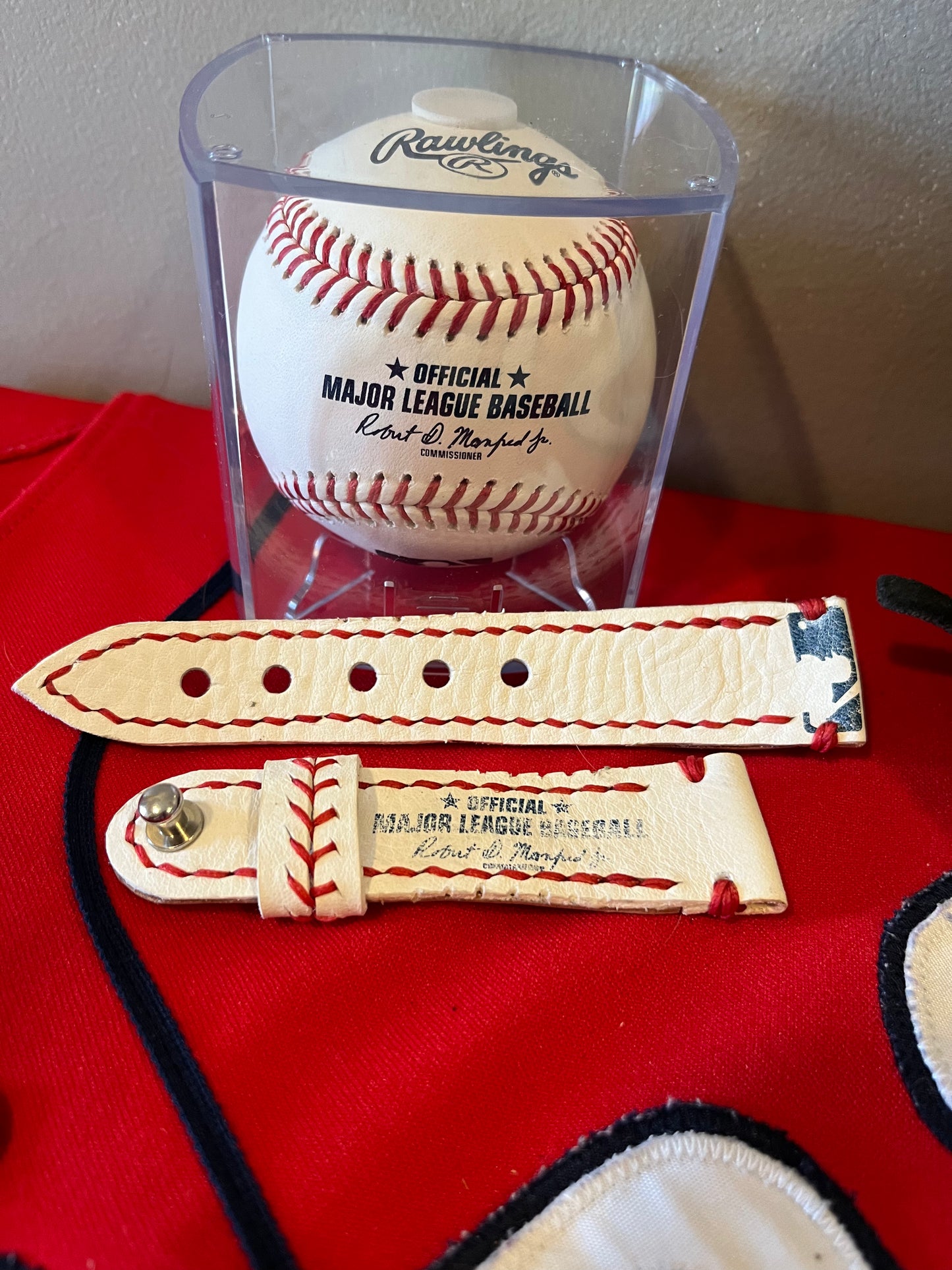 Baseball Watch Band (Apple Hardware)